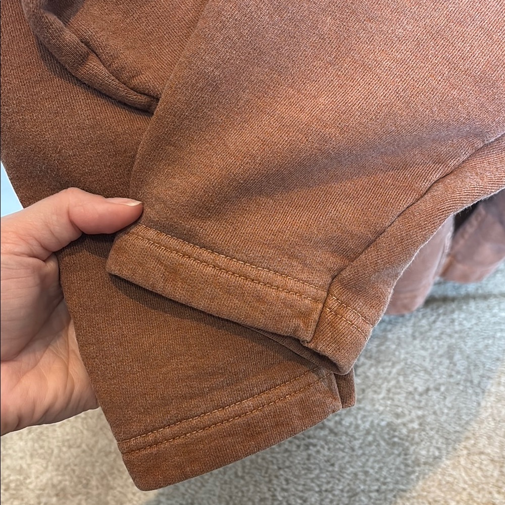 Sloppy Joe women’s collar-02 sweatshirt in caramel - Picture 6 of 6